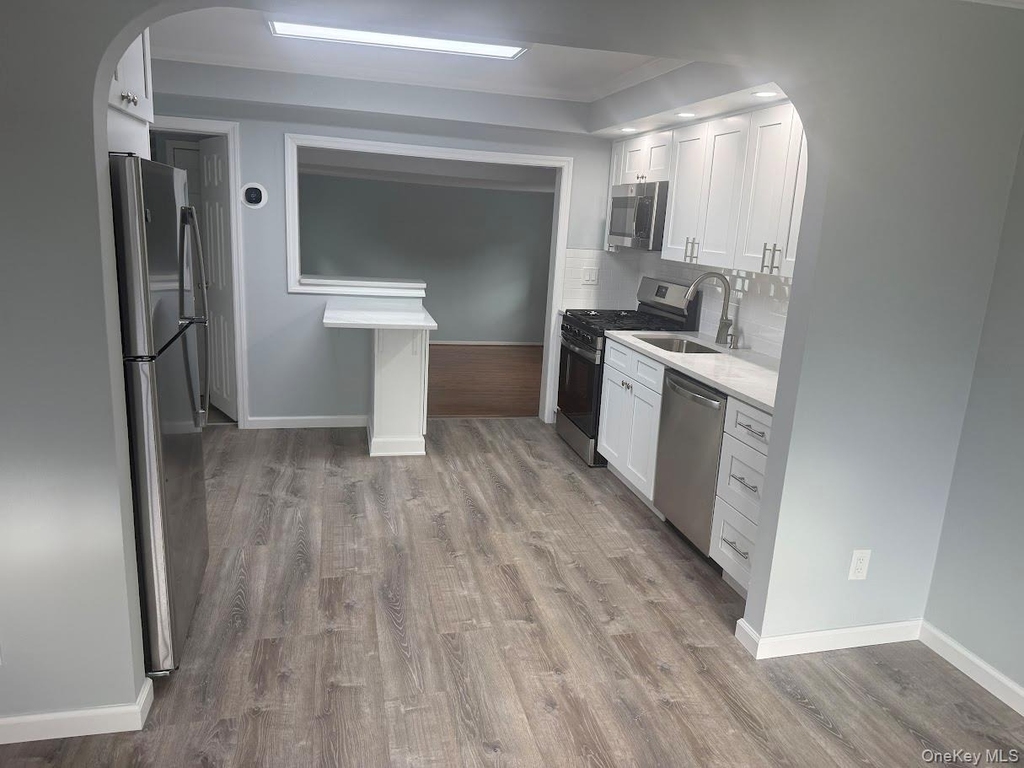 278 14th Avenue - Photo 2