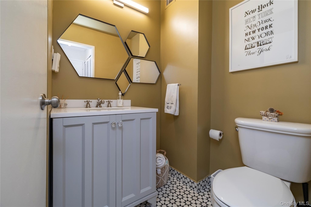360 Shore Road - Photo 9