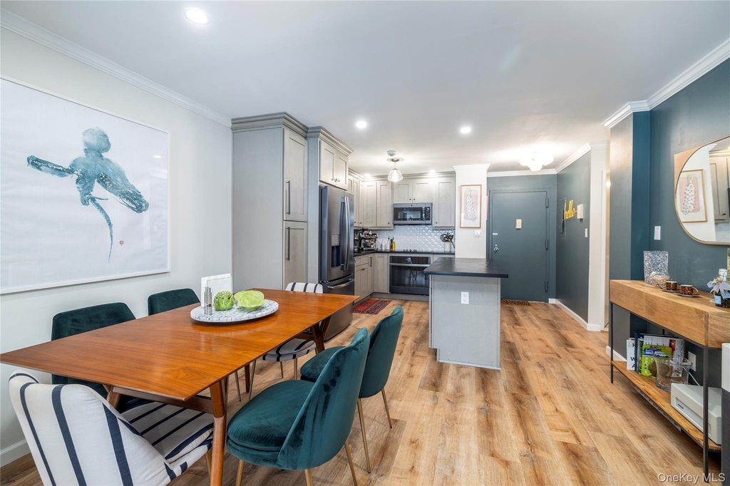 360 Shore Road - Photo 3
