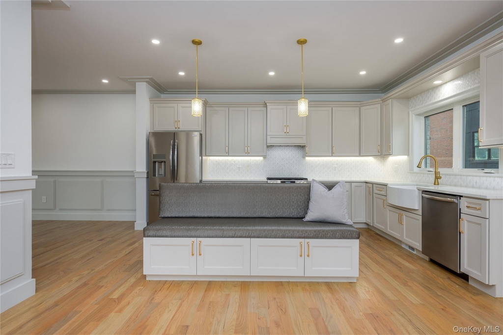 1 Victoria Lane - Photo 7
