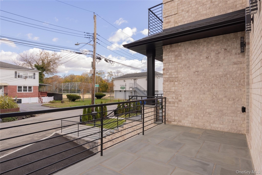 1 Victoria Lane - Photo 23