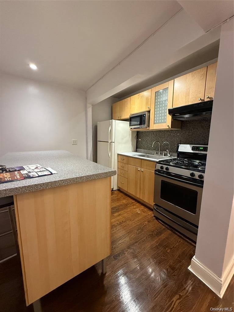 102-25 67th Road - Photo 7