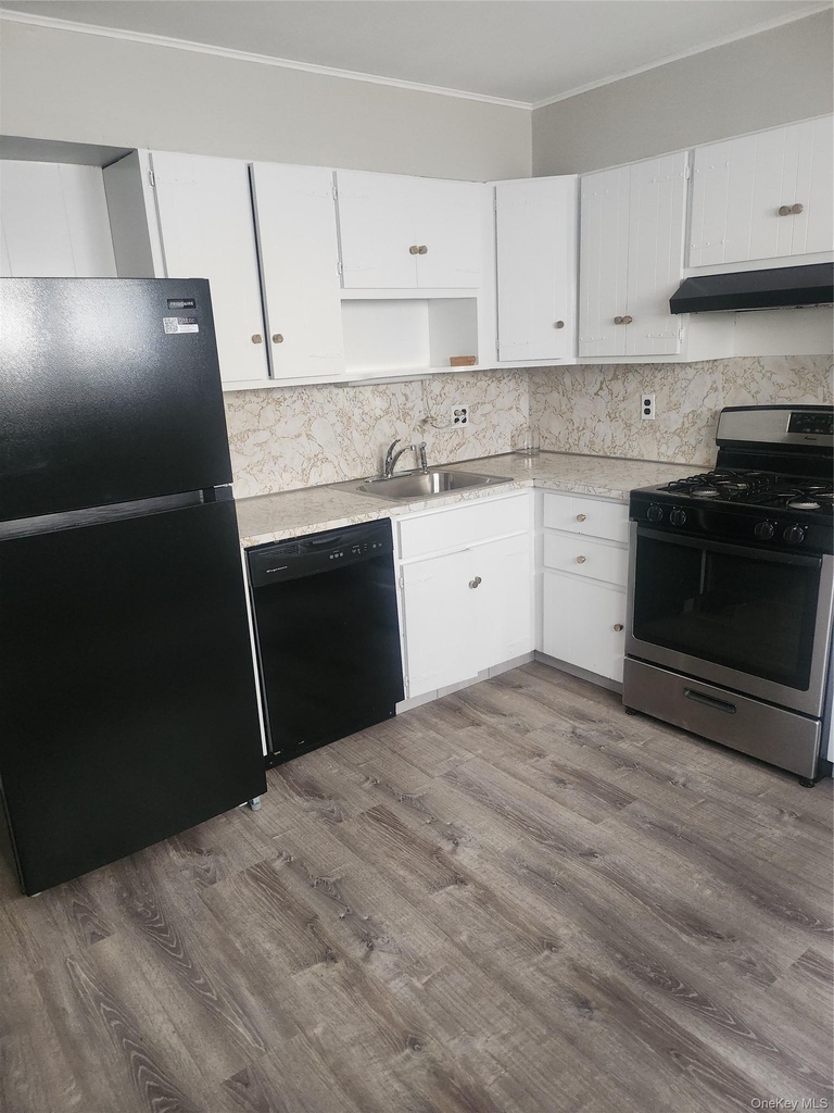 259-30 61st Avenue - Photo 9