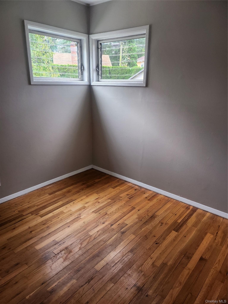 259-30 61st Avenue - Photo 2