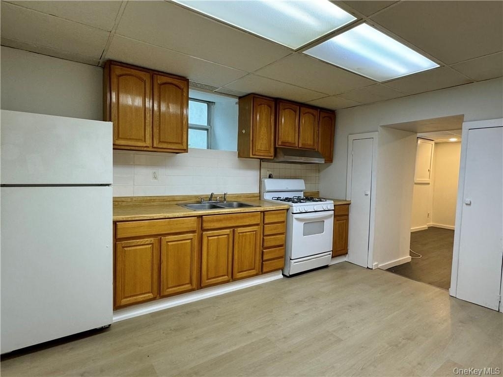 21 Fort Putnam Street - Photo 6