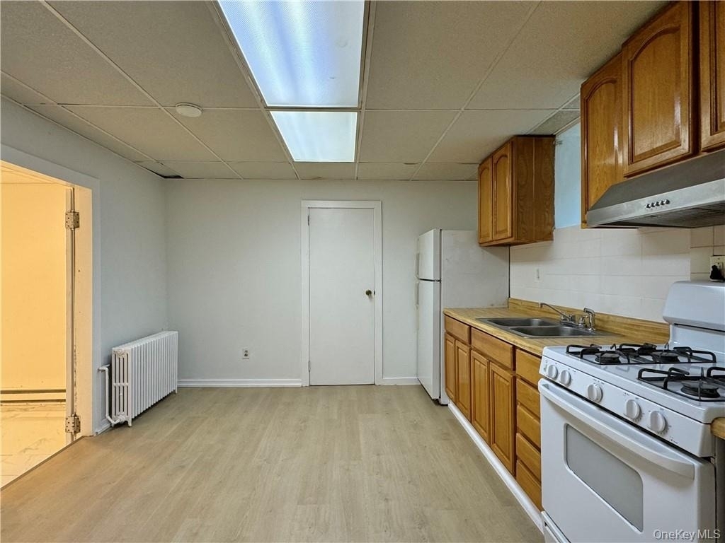 21 Fort Putnam Street - Photo 5