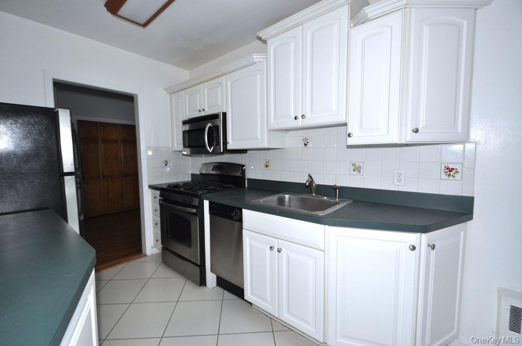 142 Garth Road - Photo 7