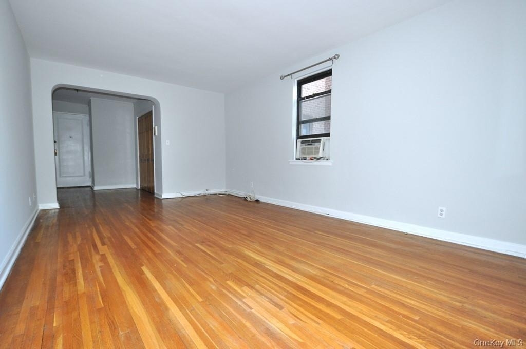 142 Garth Road - Photo 4