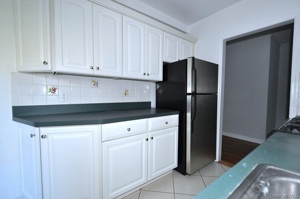 142 Garth Road - Photo 8