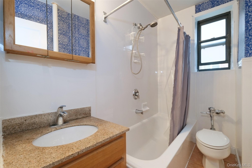 1 Broad Parkway - Photo 16