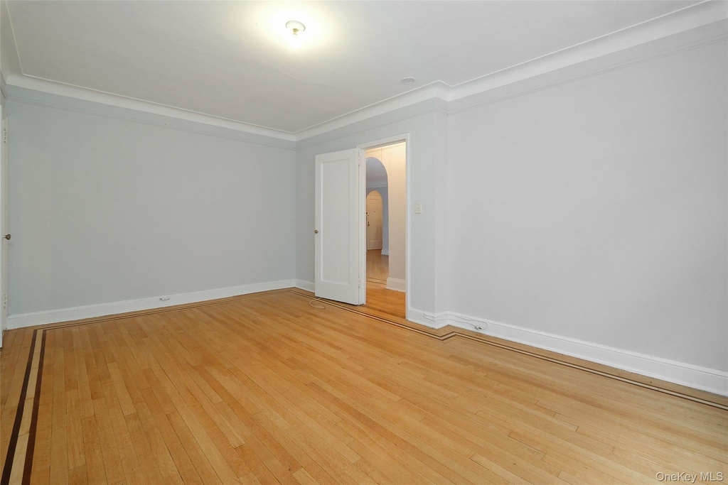 1 Broad Parkway - Photo 19