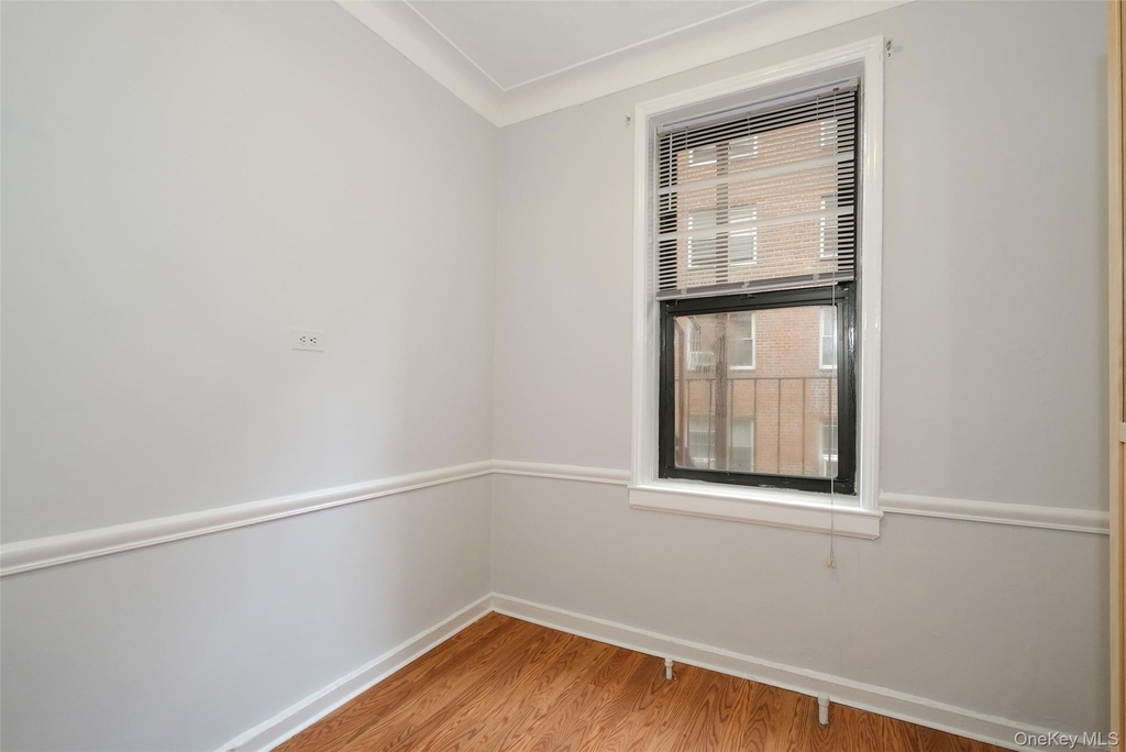 1 Broad Parkway - Photo 12