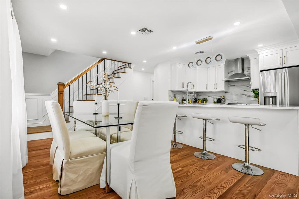 214 Oak Neck - Photo 3