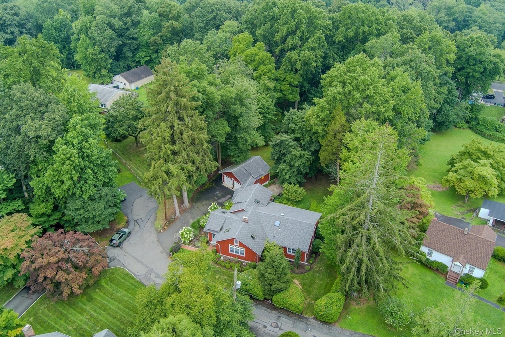 4 Carlann Lane - Photo 1