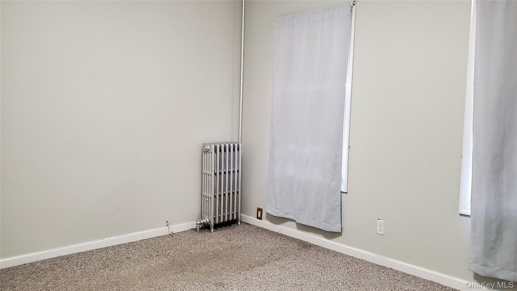 8602 89th Street - Photo 2