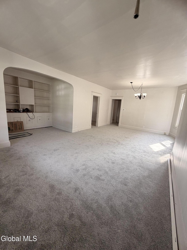 354 New Scotland Avenue - Photo 3