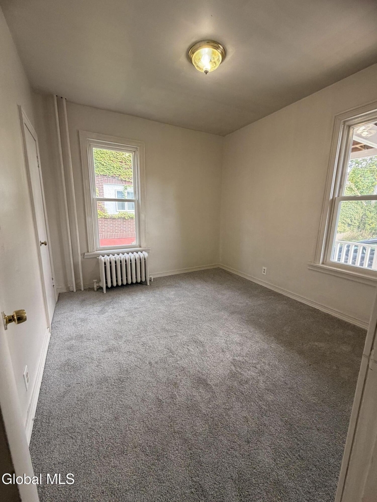 354 New Scotland Avenue - Photo 13