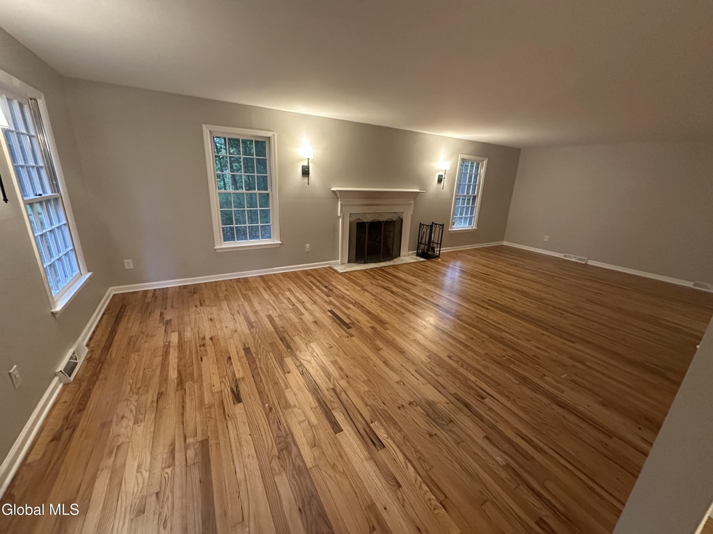 24 Berkshire Drive - Photo 4