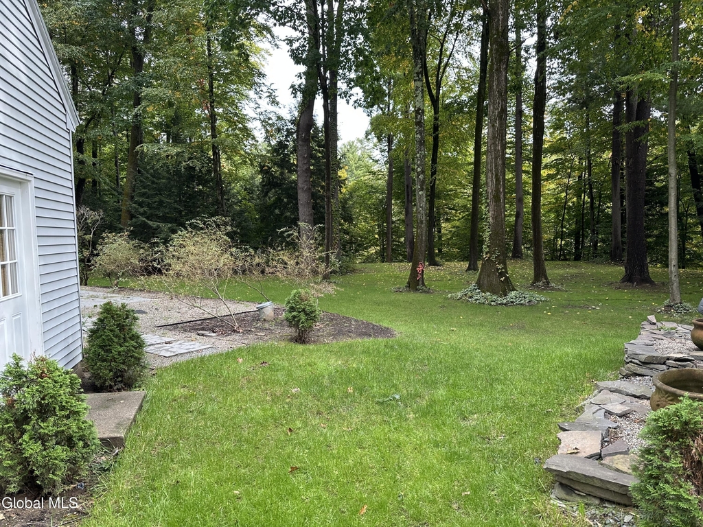 24 Berkshire Drive - Photo 2