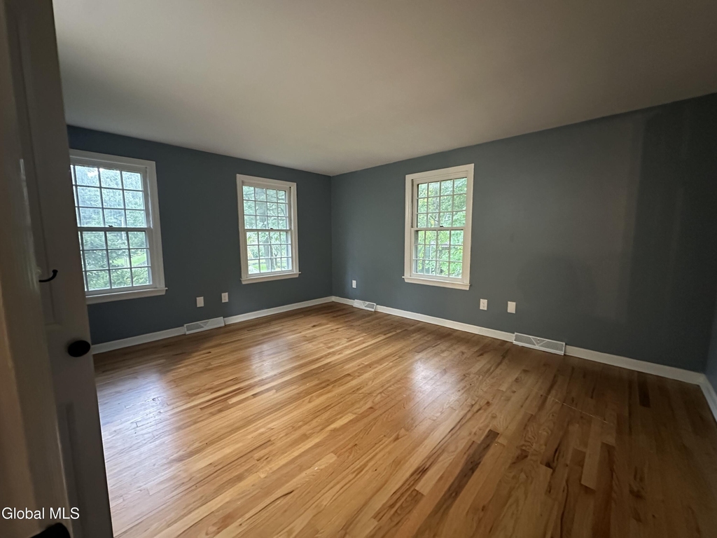 24 Berkshire Drive - Photo 15