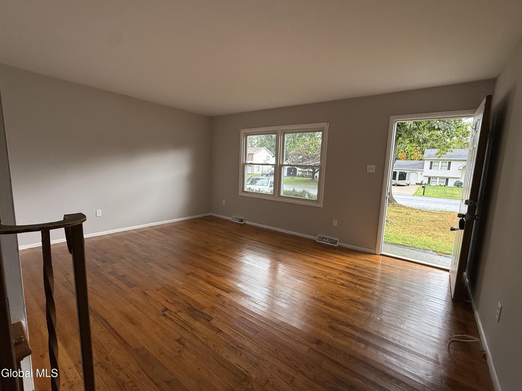 5 Dowling Road - Photo 2