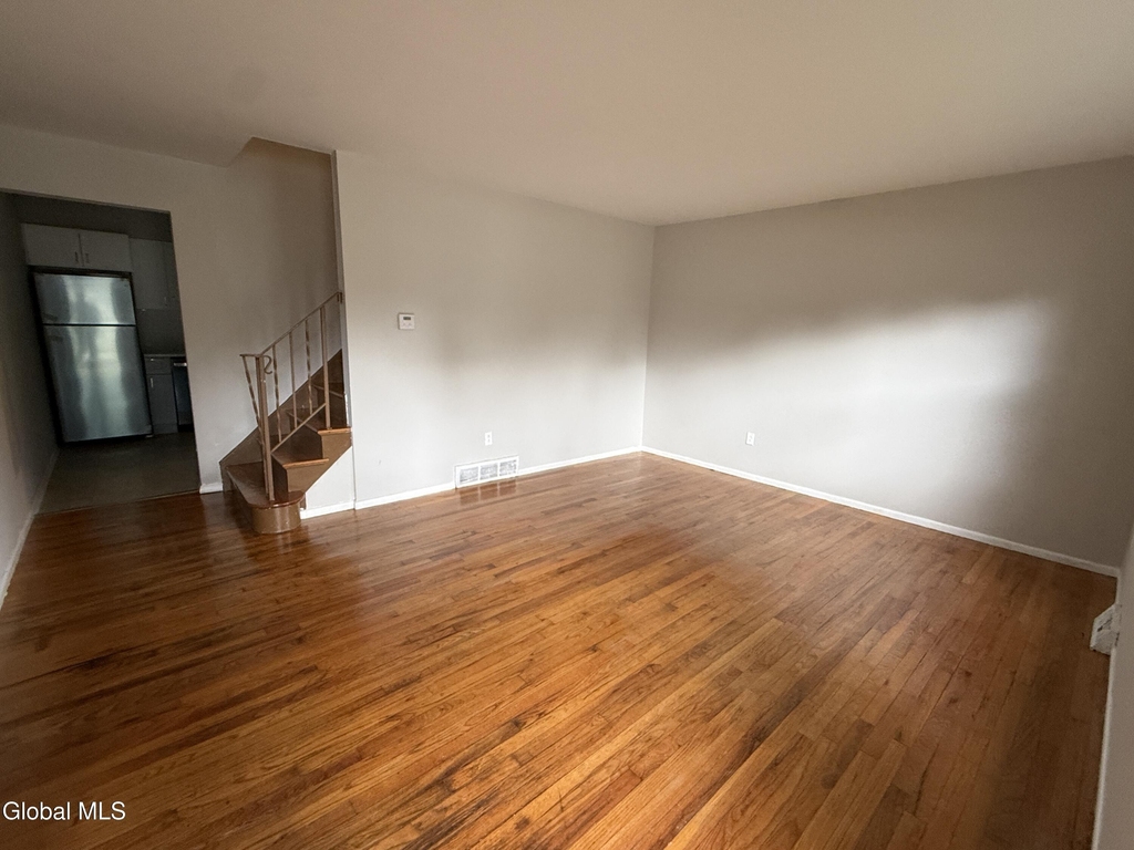 5 Dowling Road - Photo 3