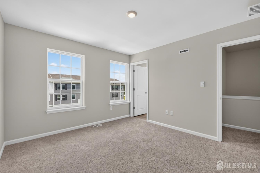 139 Essex Drive - Photo 44