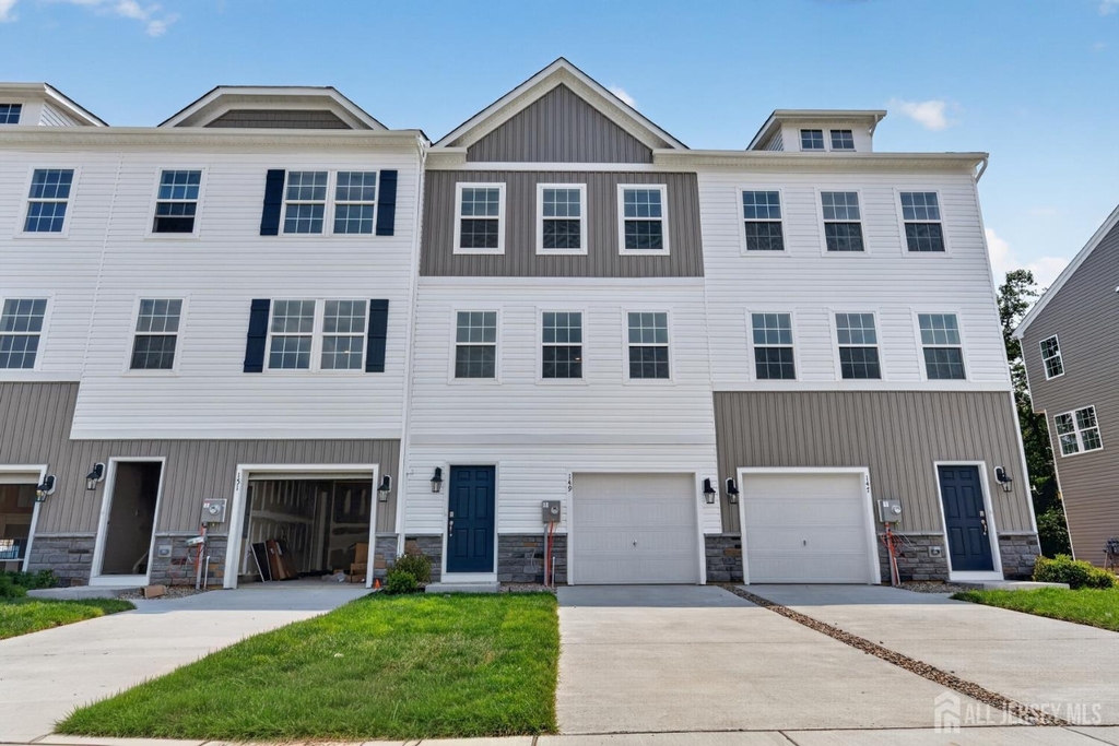 139 Essex Drive - Photo 42