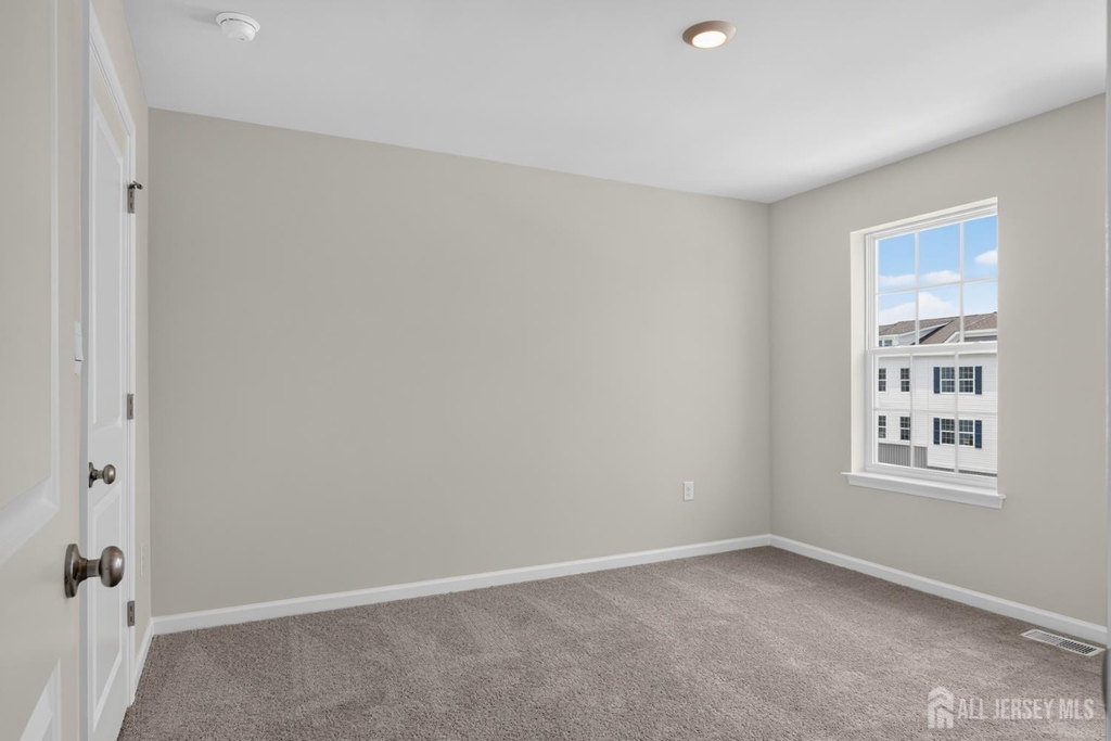 139 Essex Drive - Photo 19