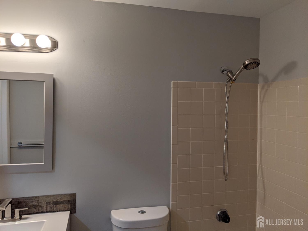 4805 Ravens Crest Drive - Photo 11
