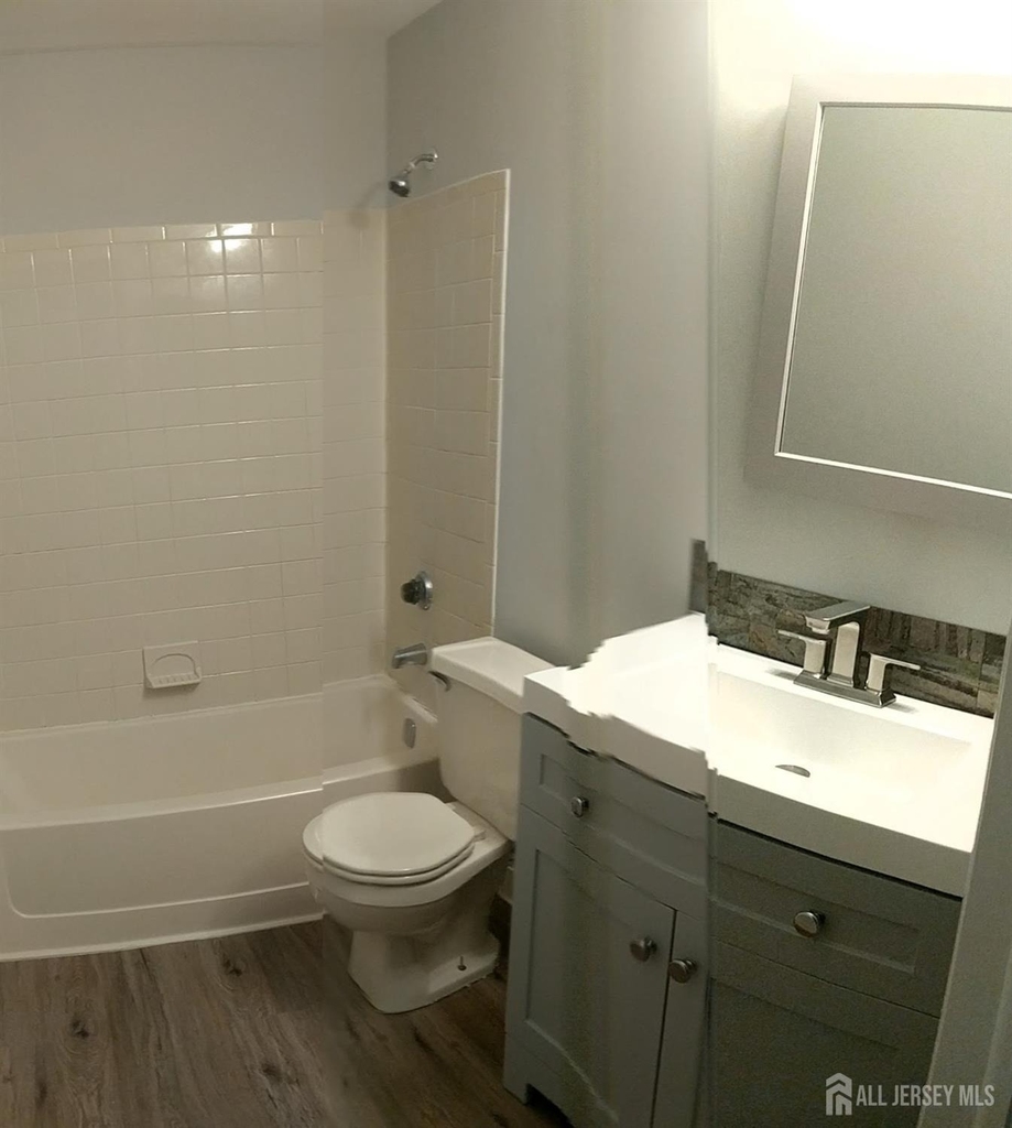4805 Ravens Crest Drive - Photo 4