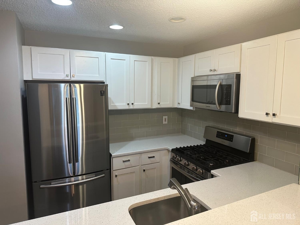 1027 Edpas Road - Photo 3