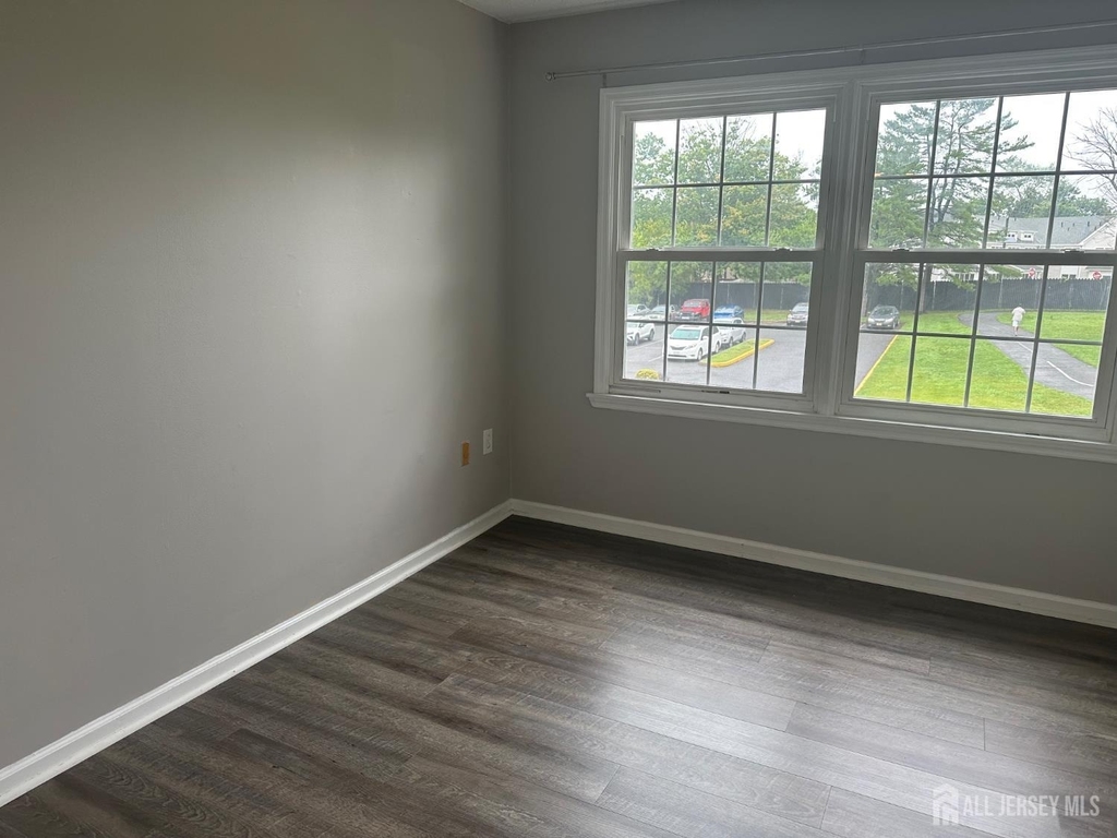 1027 Edpas Road - Photo 6
