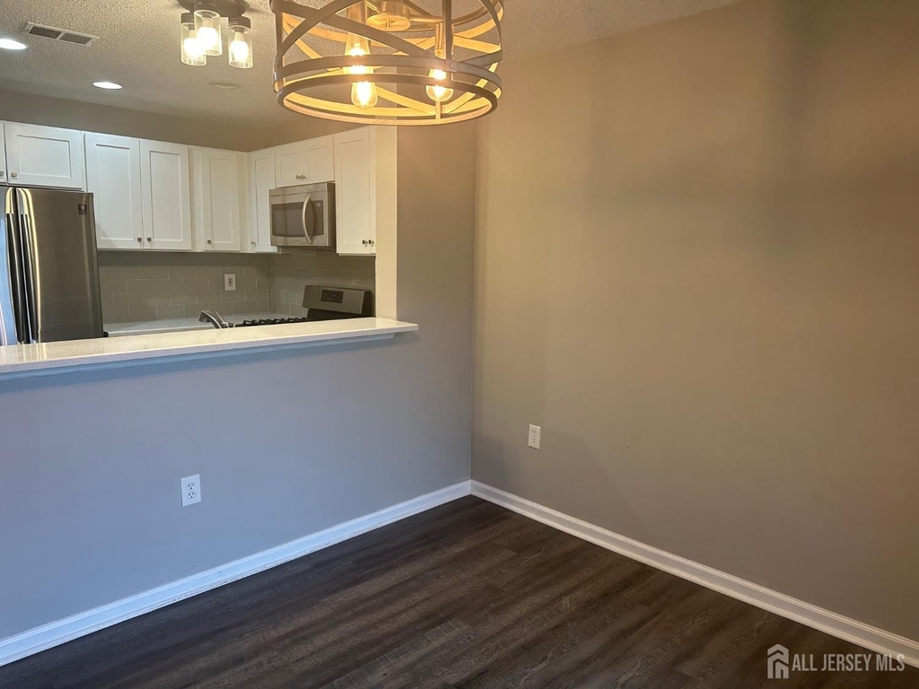 1027 Edpas Road - Photo 2