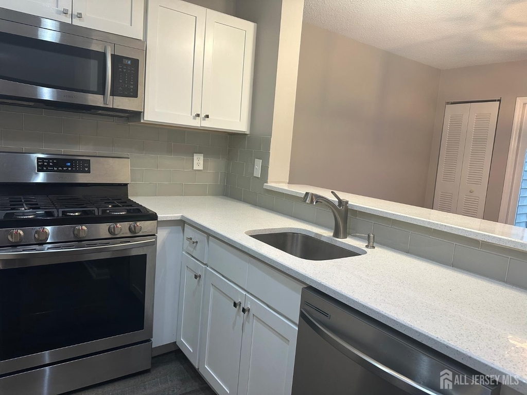 1027 Edpas Road - Photo 4