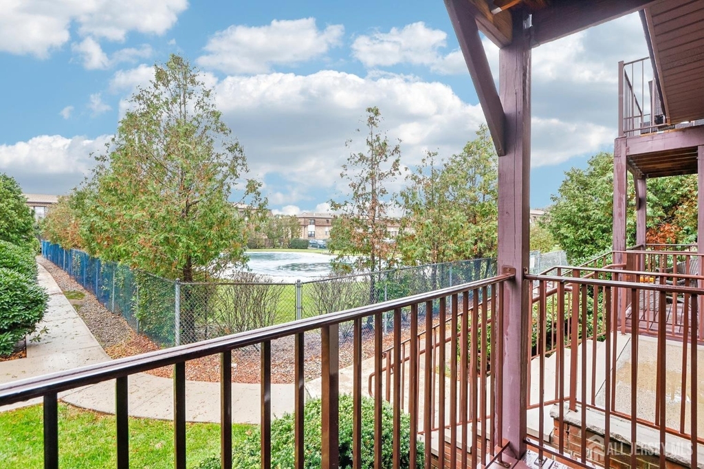 1203 N Oaks Boulevard - Photo 17