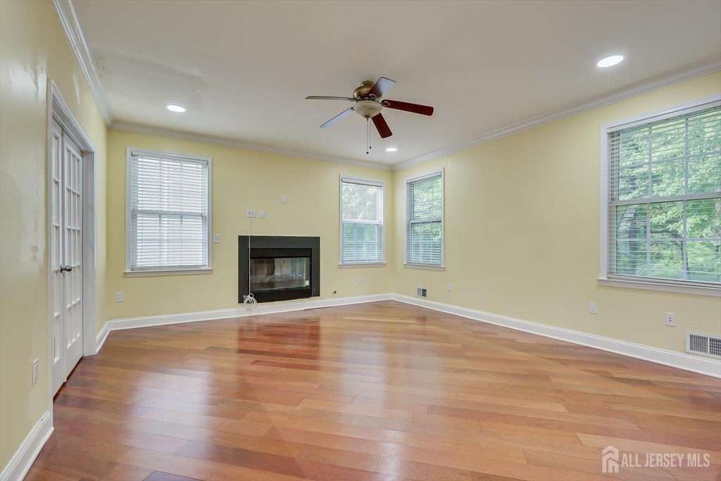 29 Mission Drive - Photo 18
