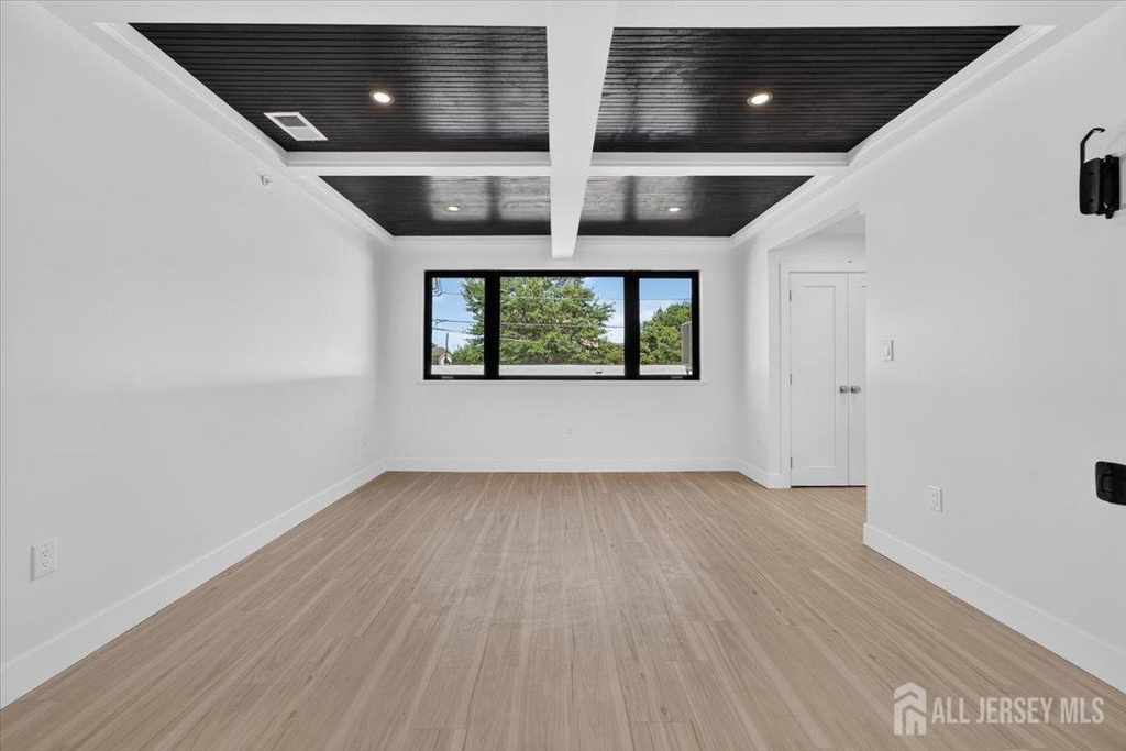 810 N 2nd Avenue - Photo 5