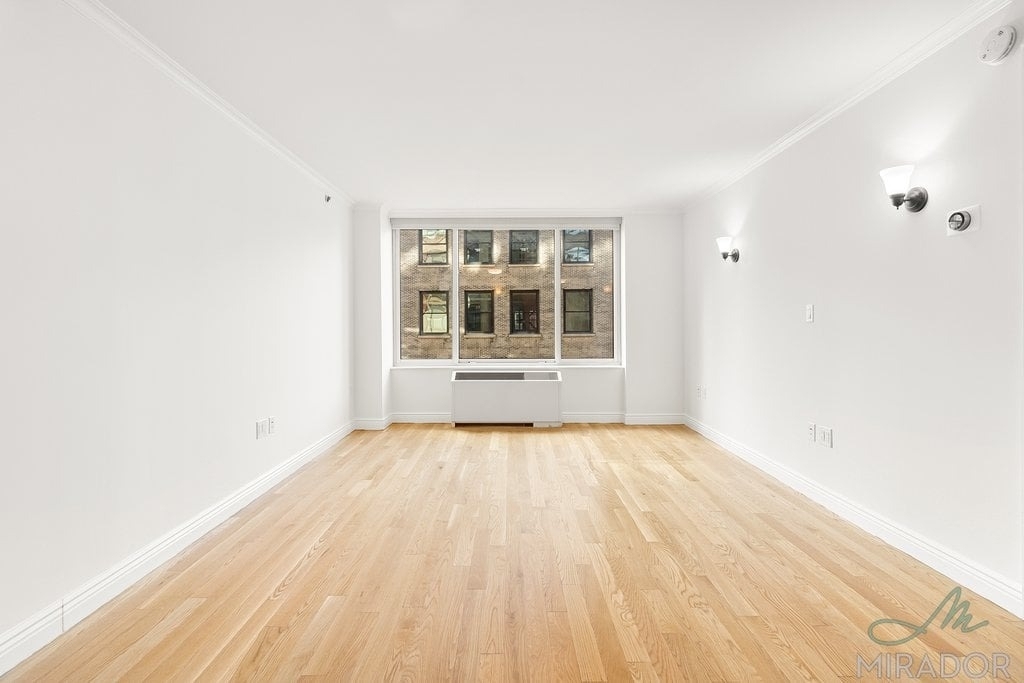 60 W 23rd Street - Photo 1