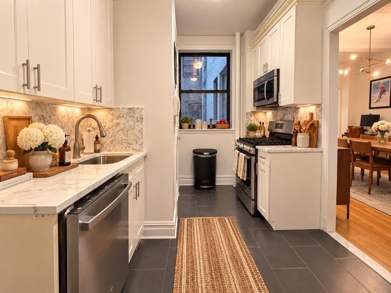 200 W 90th Street - Photo 1