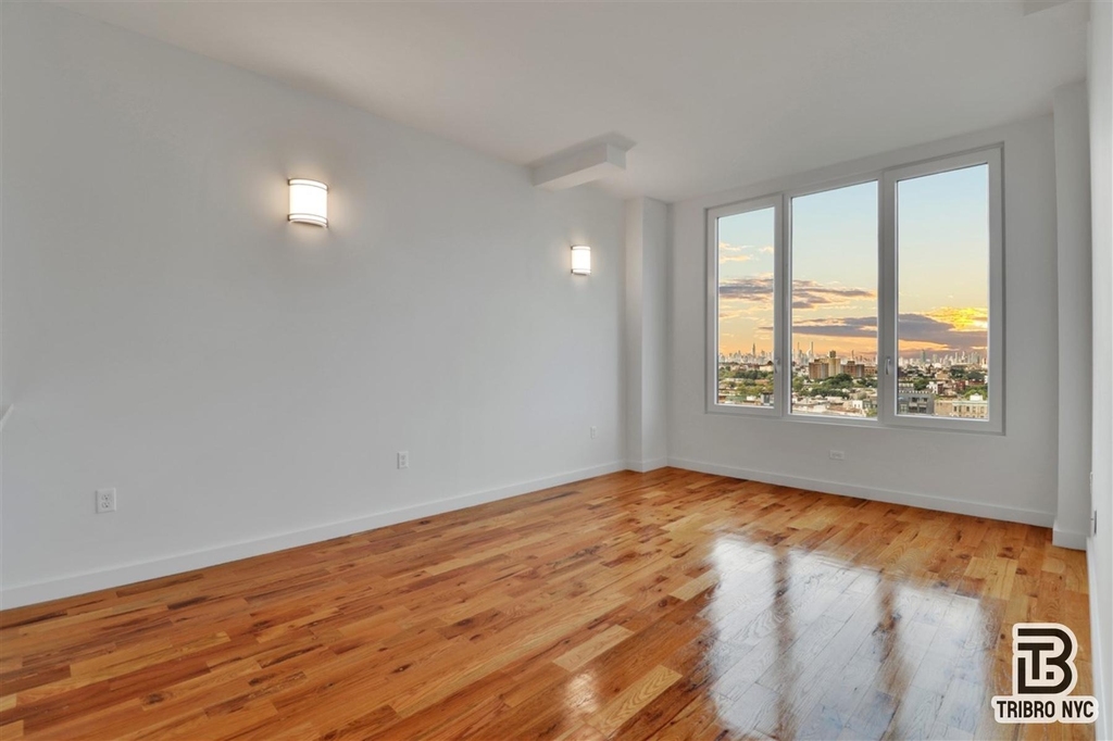 17 Somers Street - Photo 3