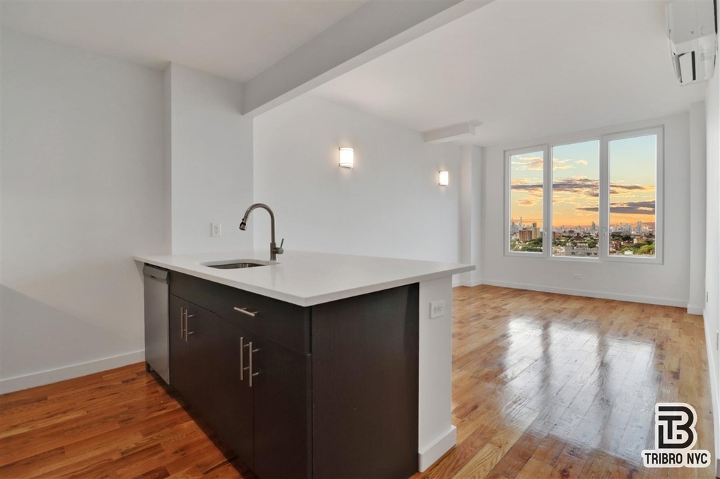 17 Somers Street - Photo 1