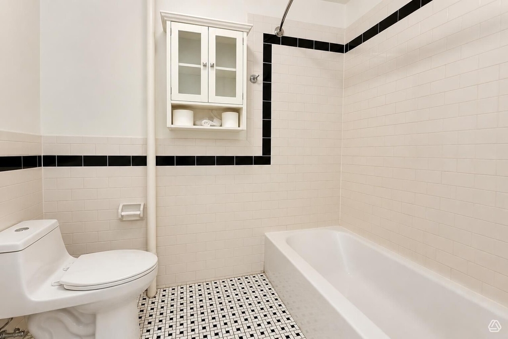179 Irving Avenue - Photo 6