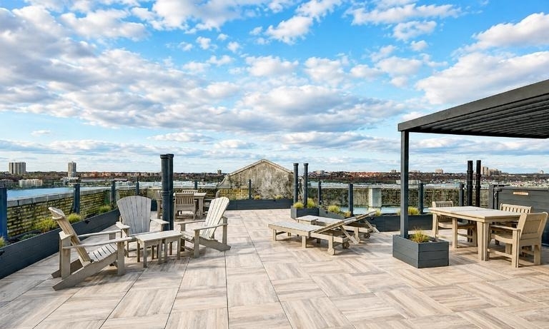 280 Riverside Drive - Photo 8