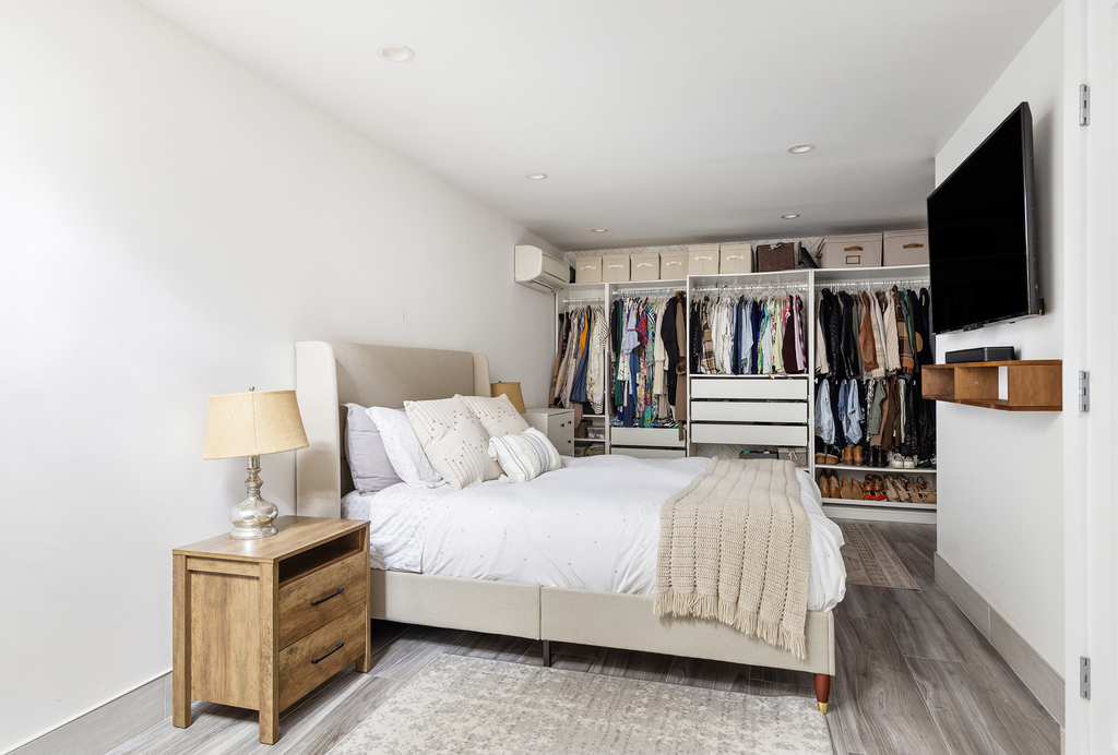 5-30 47th Avenue - Photo 3