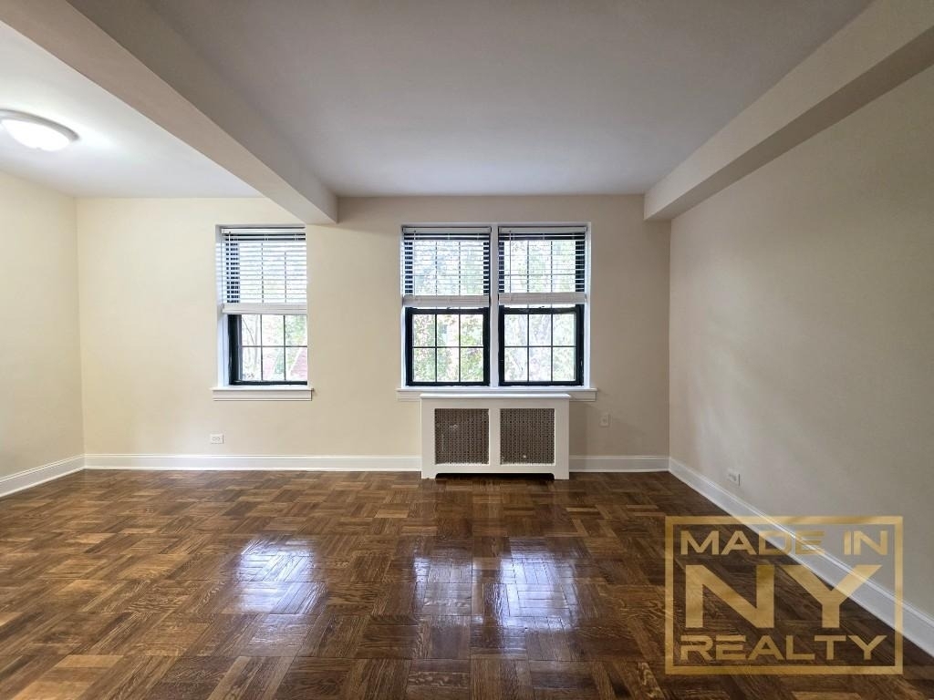 51-01 39th Avenue - Photo 5