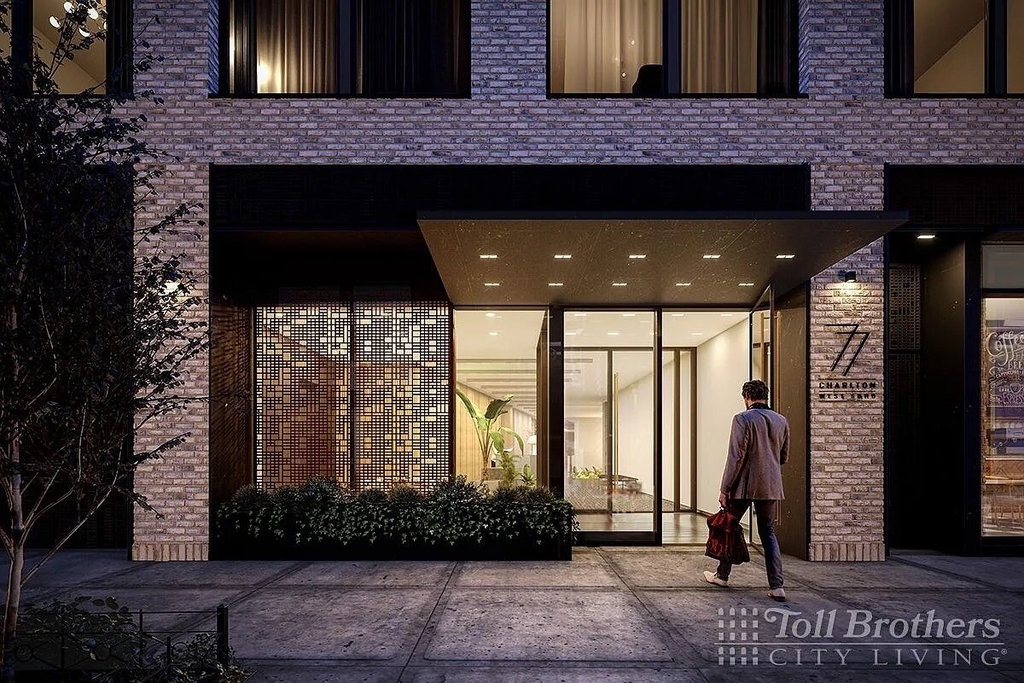 77 Charlton Street - Photo 9