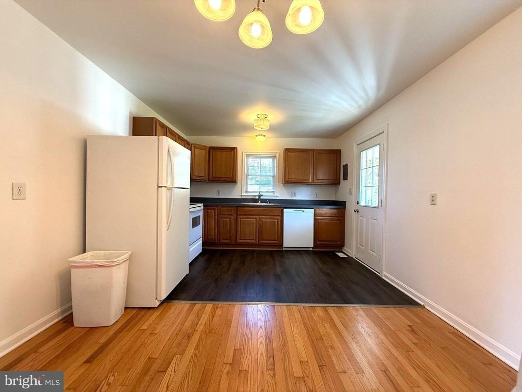 11227 Tidewater Trl - Photo 2