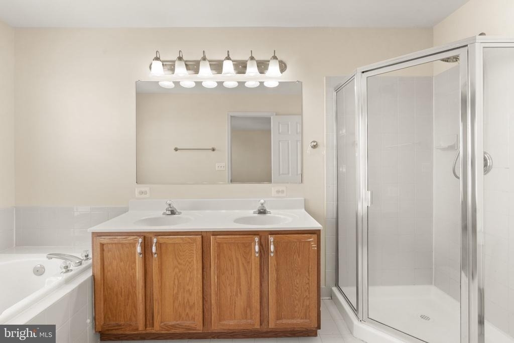 15720 Palermo Terrace - Photo 40