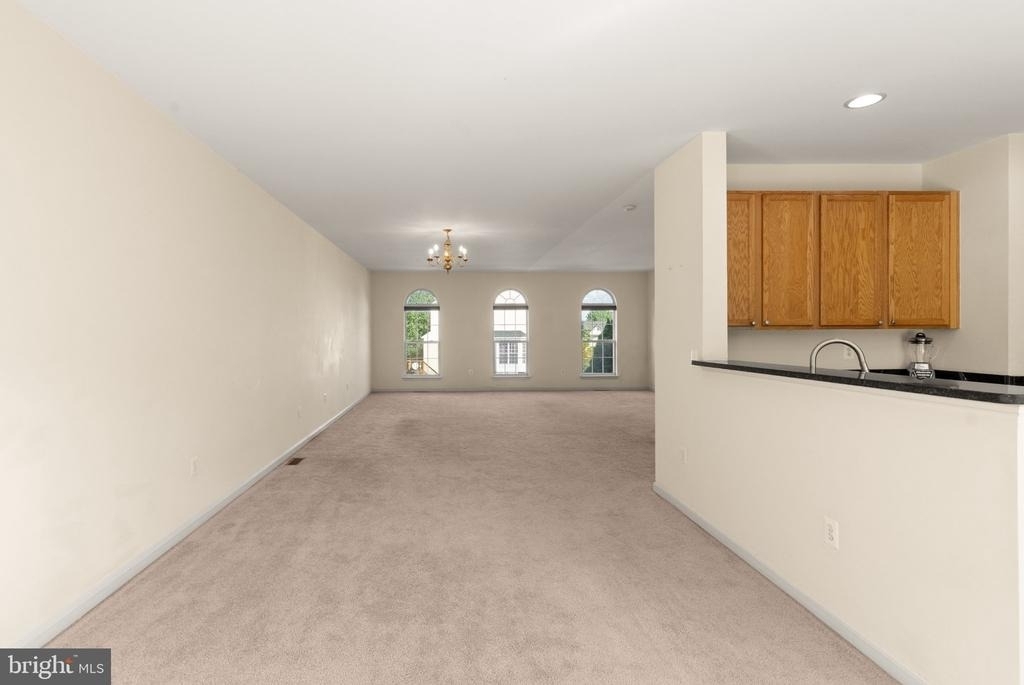 15720 Palermo Terrace - Photo 16